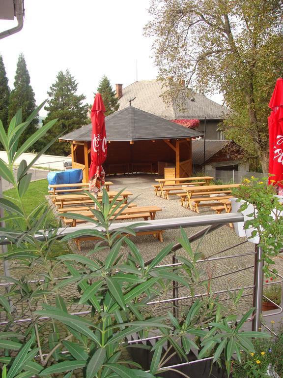 Wellness Hotel Hukvaldy Polopenze A Wellness V Cene Pribor Exterior foto
