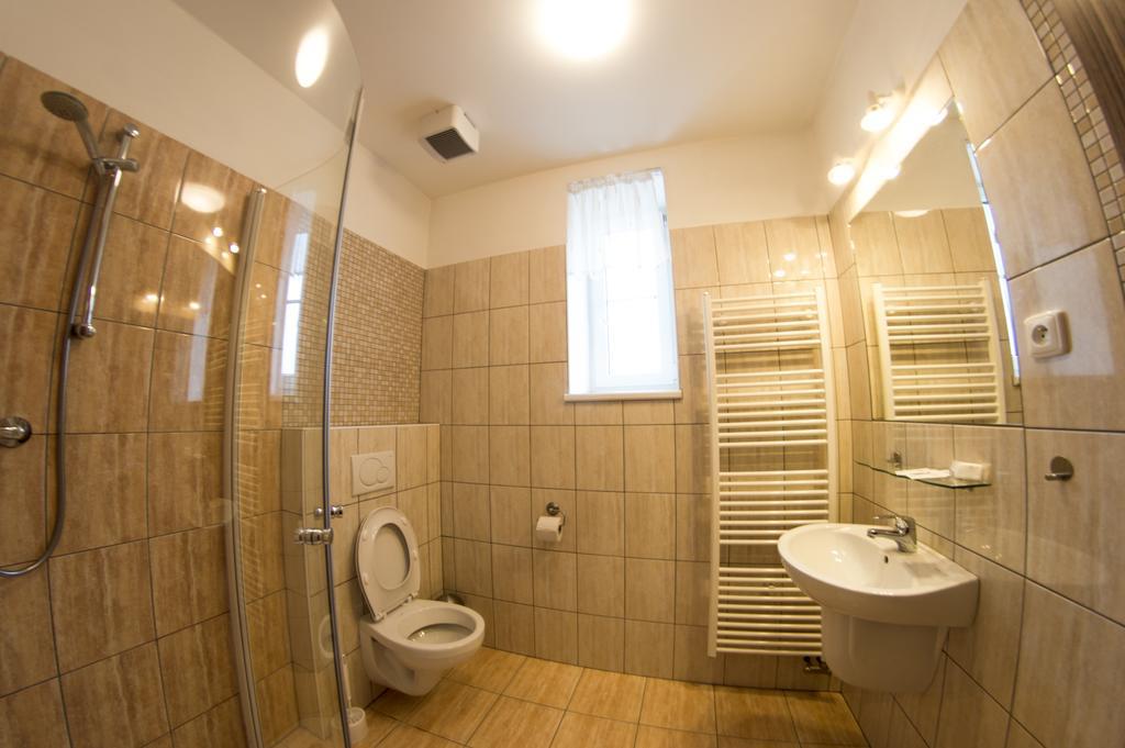 Wellness Hotel Hukvaldy Polopenze A Wellness V Cene Pribor Exterior foto